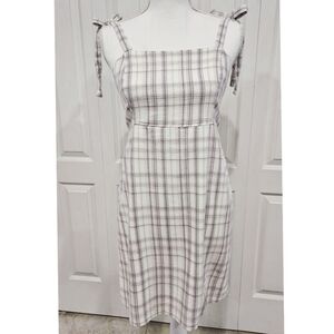HOLLISTER Plaid Tie Dress Size Medium